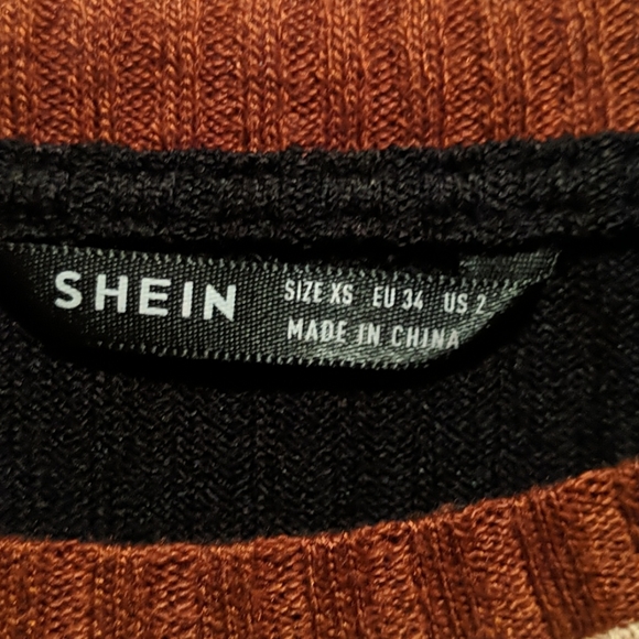 Lightweight Shein Cropped Sweater - Picture 3 of 4